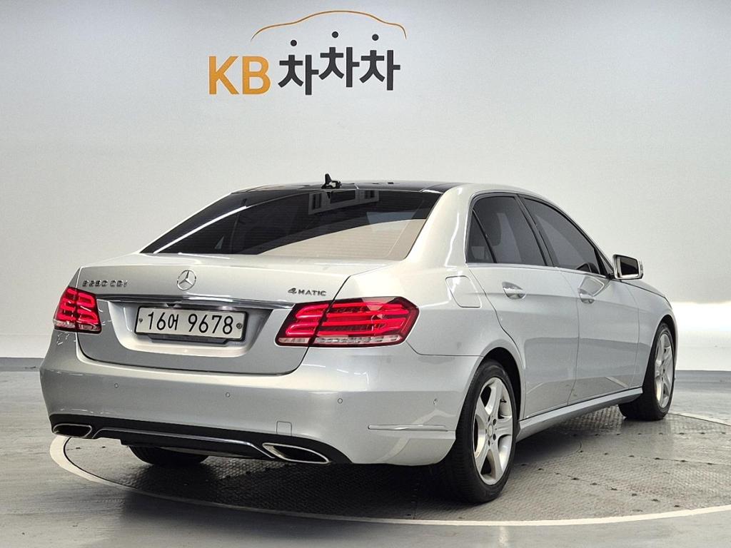 2014 BENZ E CLASS (4Gen) 