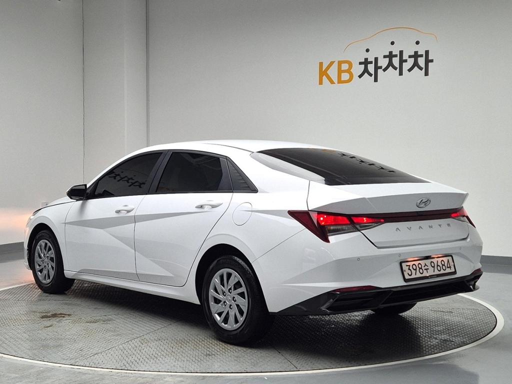 2021 HYUNDAI AVANTE (CN7) 