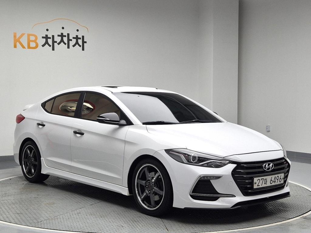 2017 HYUNDAI AVANTE AD 