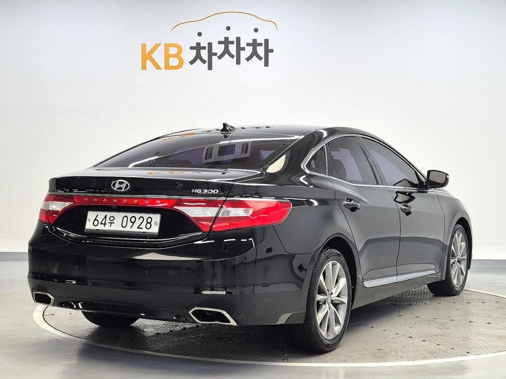 2016 HYUNDAI GRANDEUR HG 