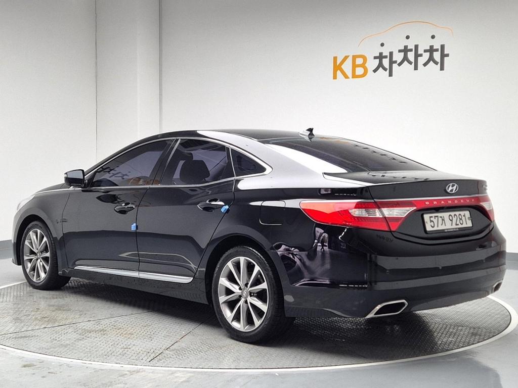 2015 HYUNDAI GRANDEUR HG 
