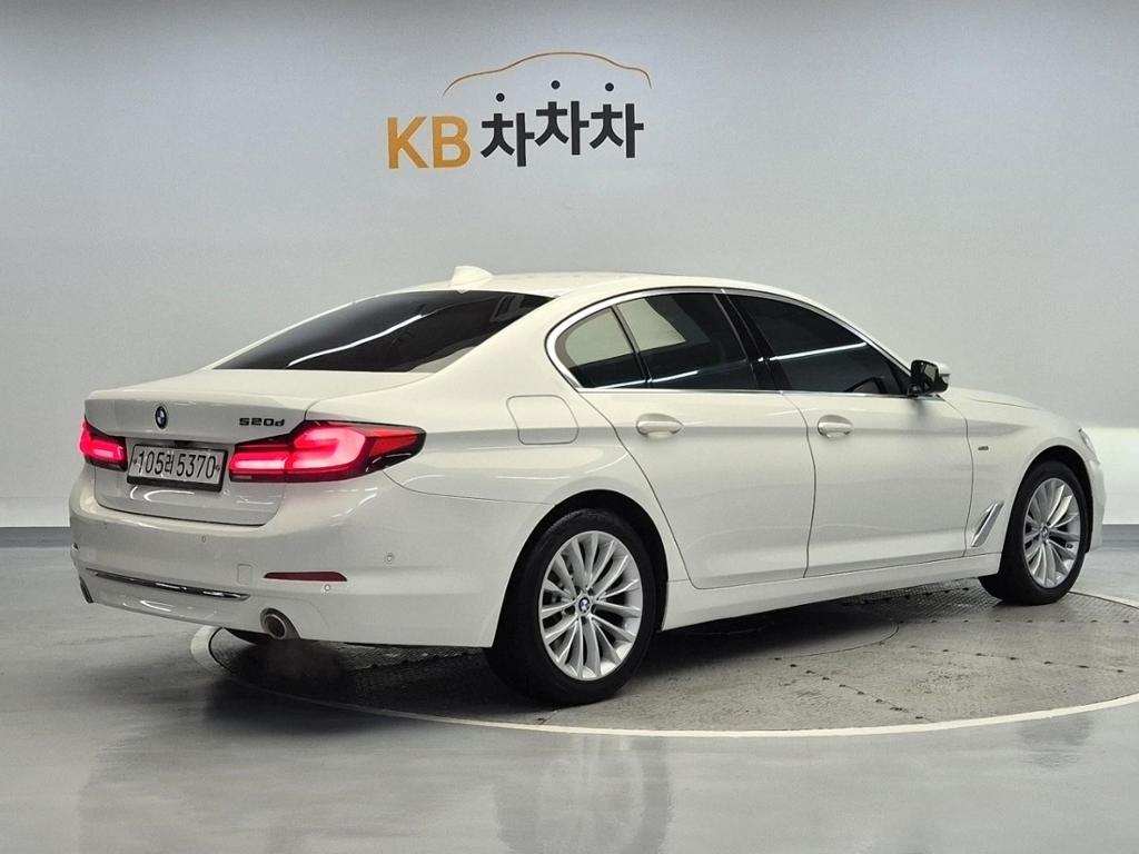 2020 BMW 5 SERIES (7Gen) 
