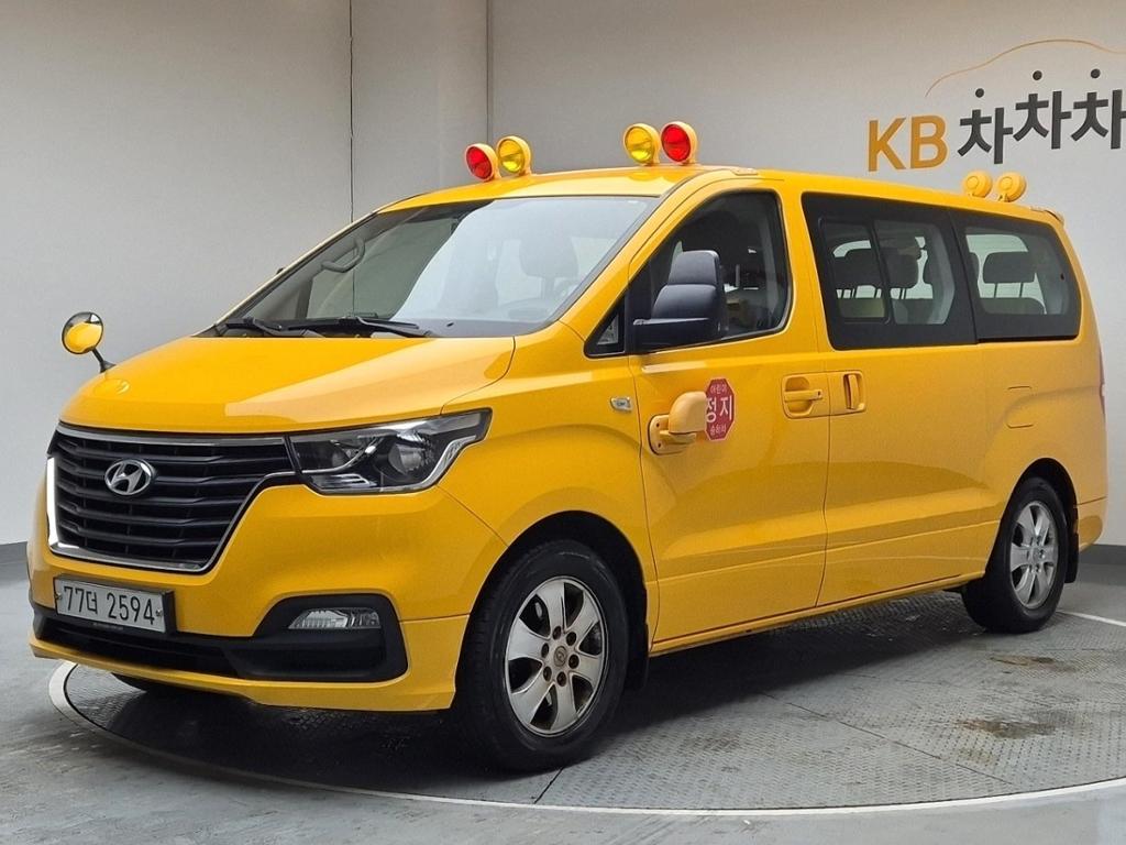2020 HYUNDAI THE NEW GRAND STAREX 
