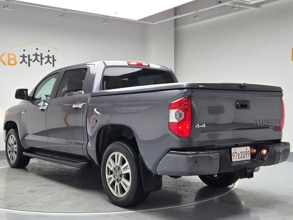 2014 TOYOTA TUNDRA 