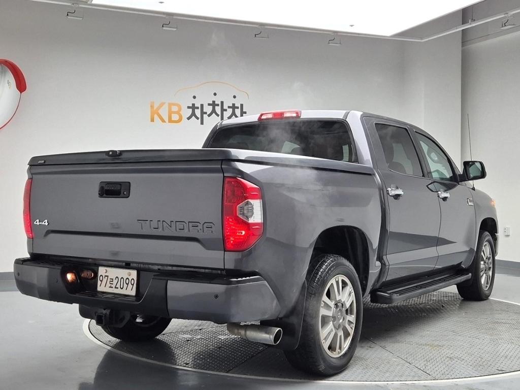 2014 TOYOTA TUNDRA 
