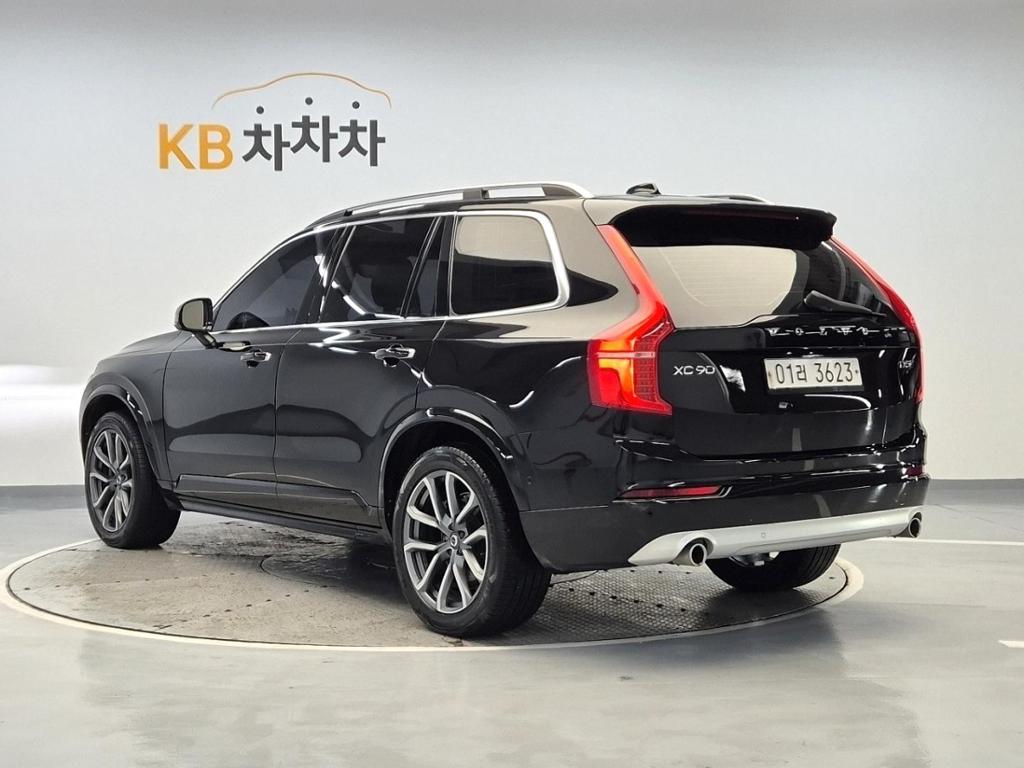 2017 VOLVO XC90 (2Gen) 