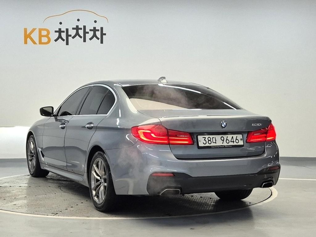 2018 BMW 5 SERIES (7Gen) 