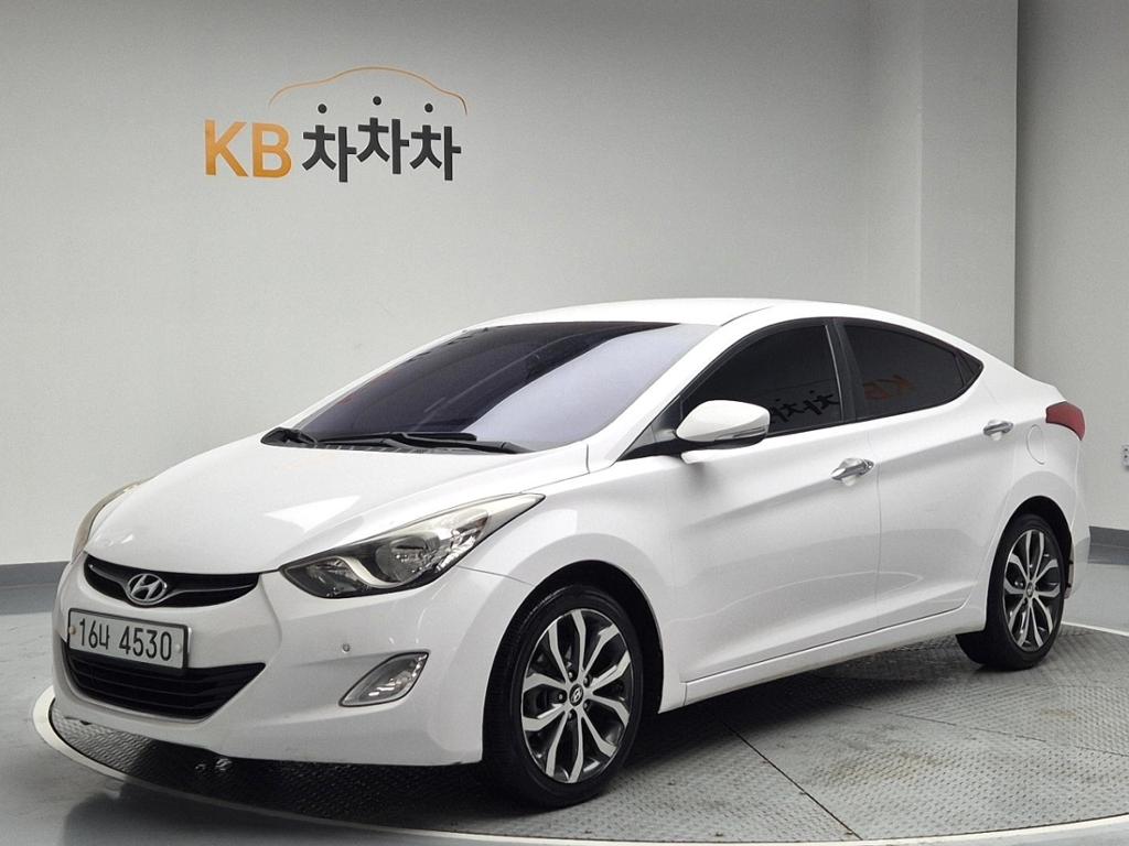 2013 HYUNDAI AVANTE MD 