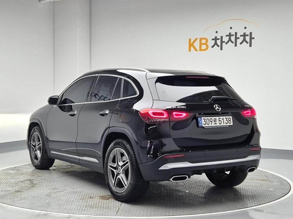 2021 BENZ GLA CLASS (2Gen) 