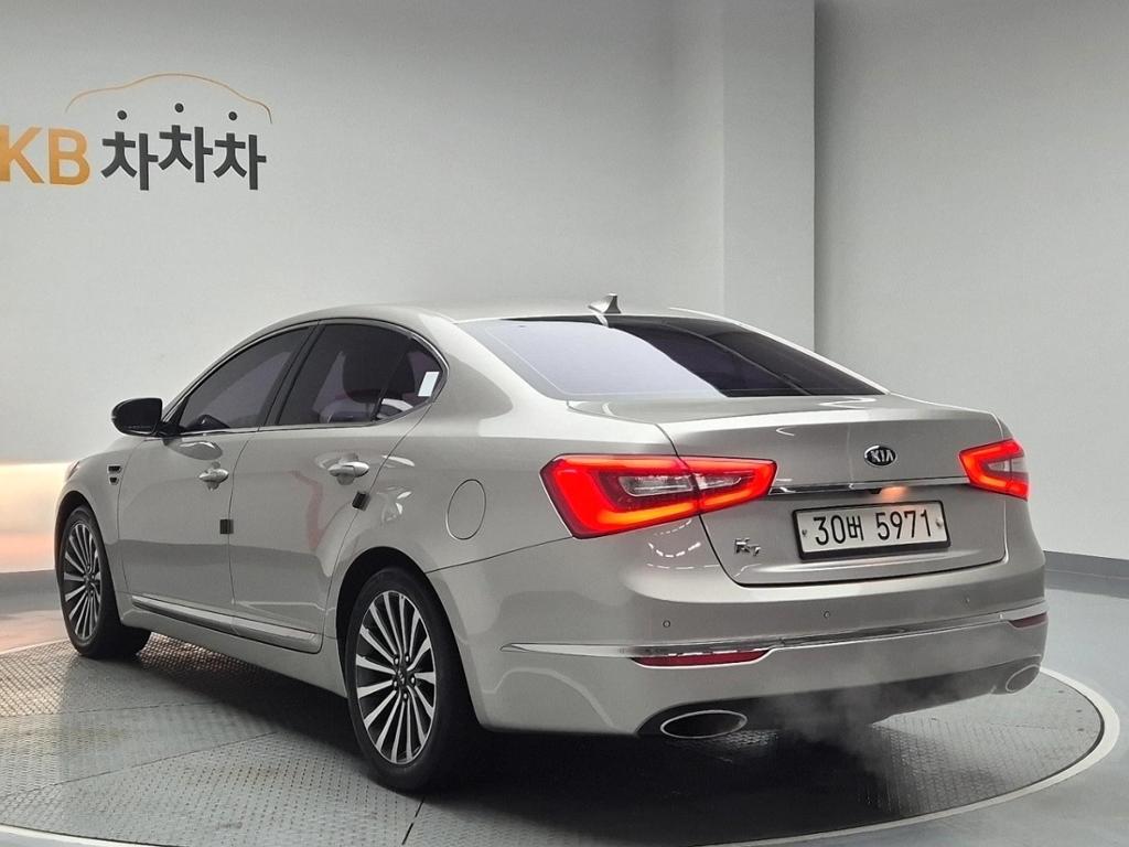 2013 KIA THE NEW K7 