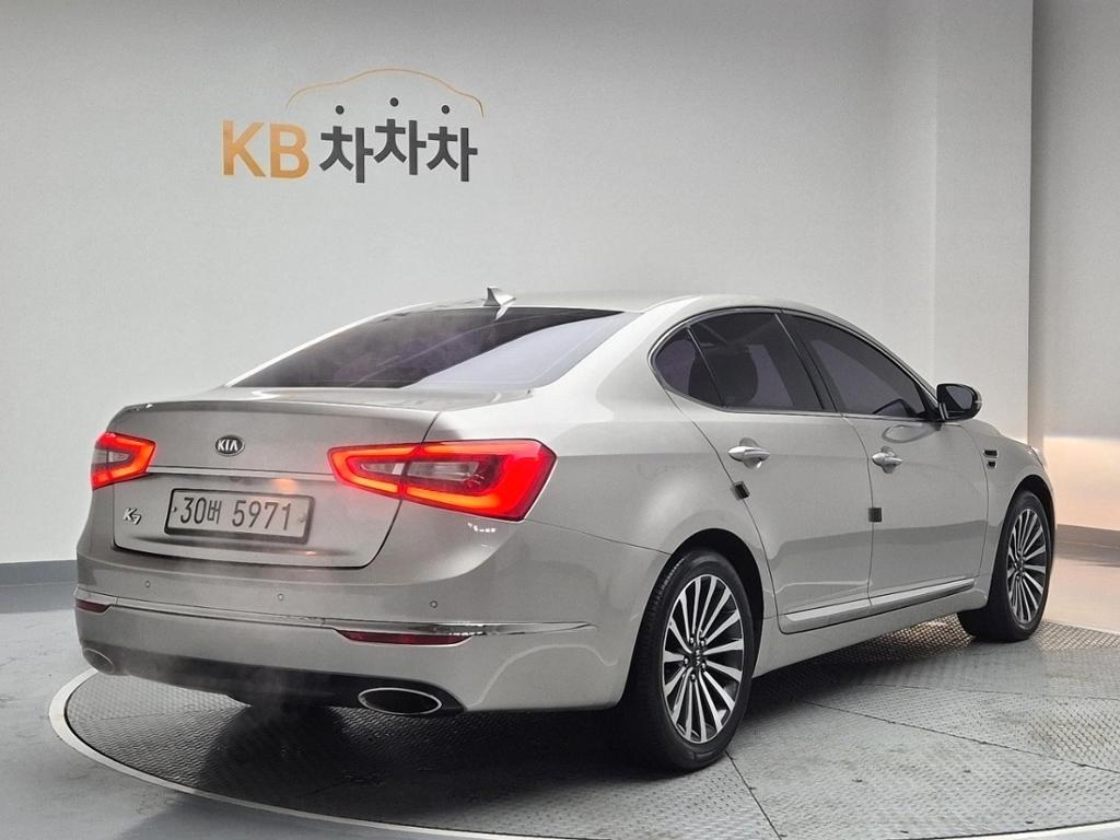 2013 KIA THE NEW K7 