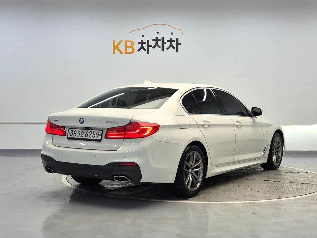2020 BMW 5 SERIES (7Gen) 