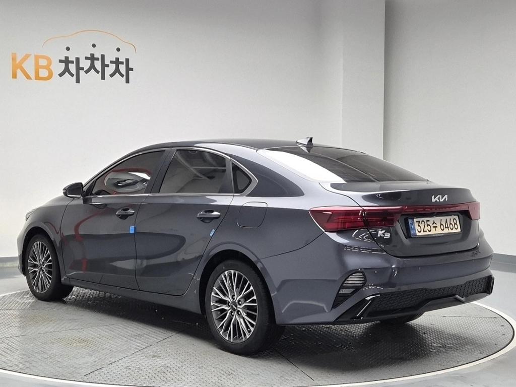 2022 KIA THE NEW K3 