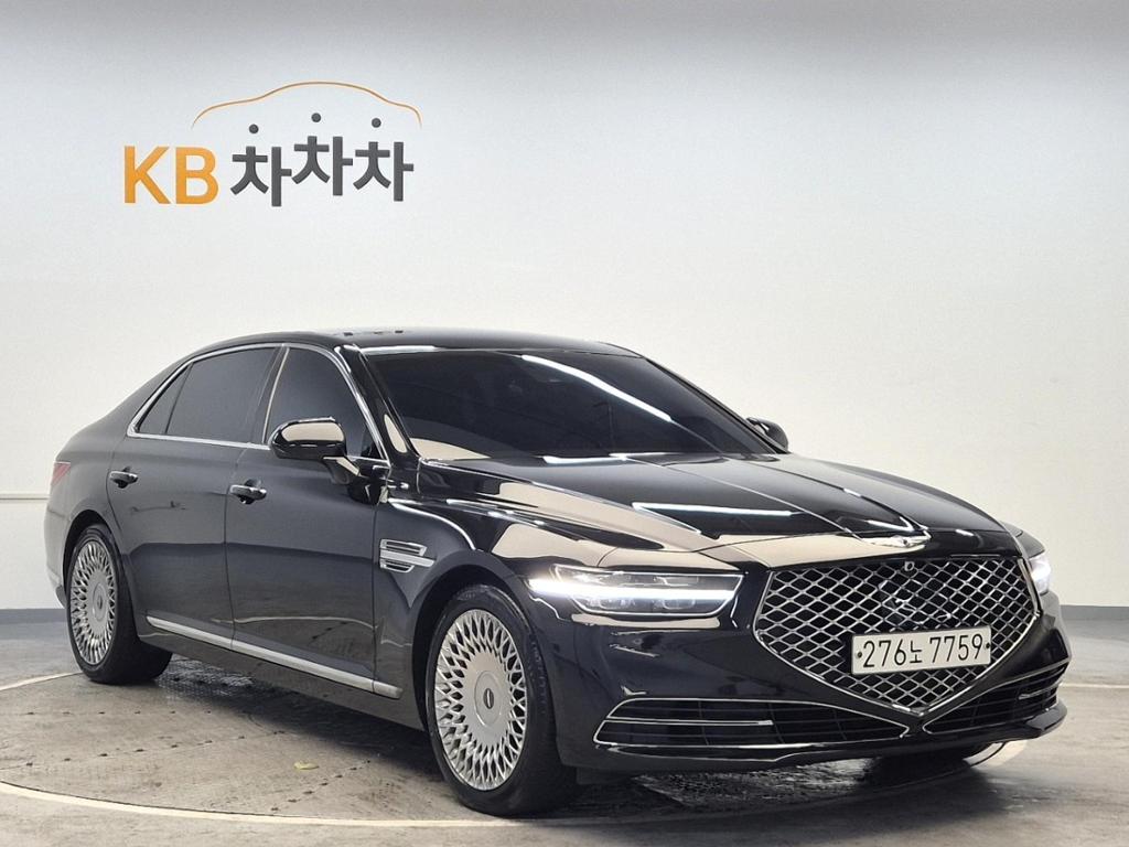 2021 GENESIS G90 