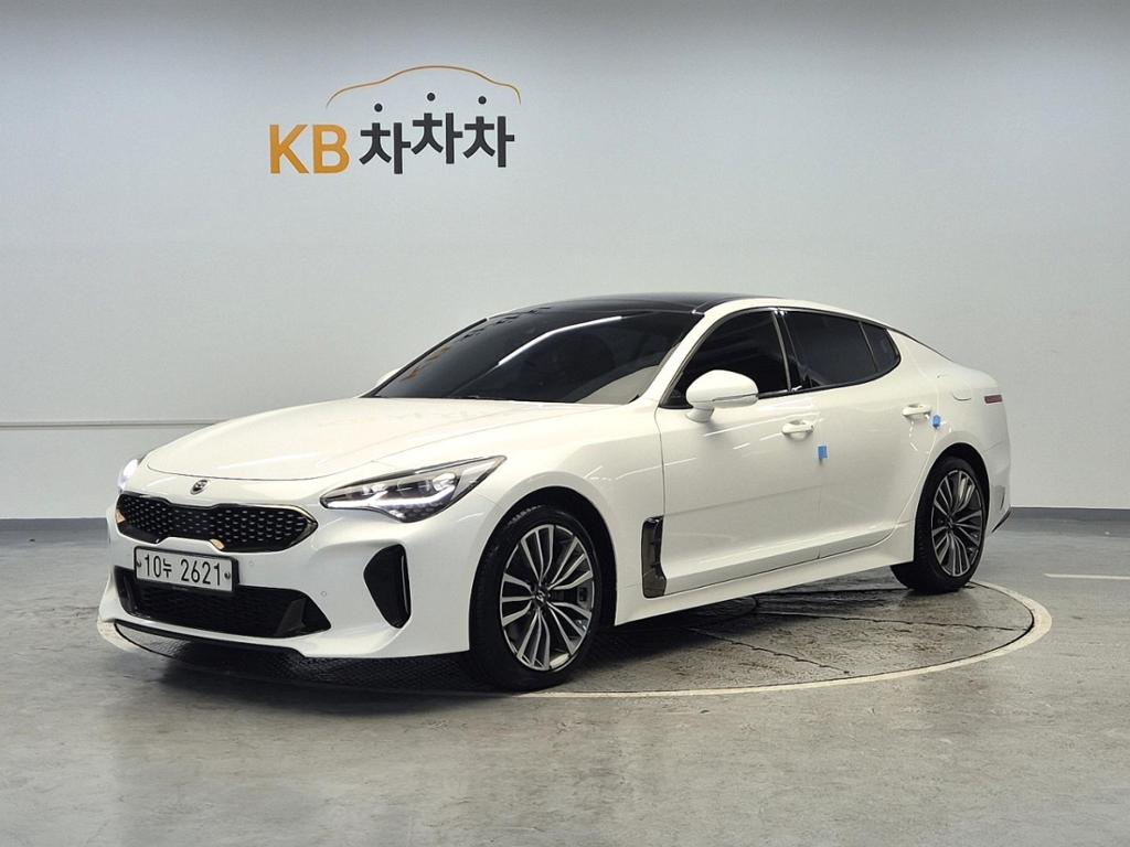 2019 KIA STINGER 