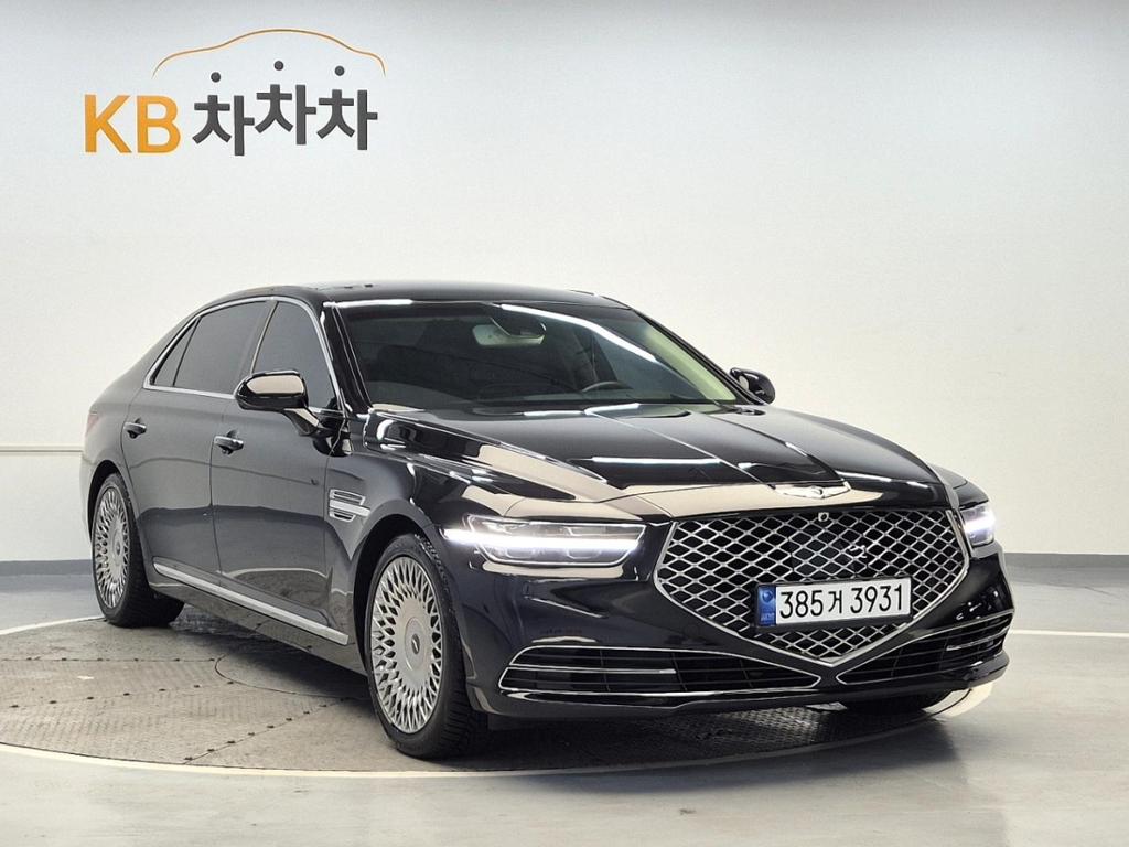 2021 GENESIS G90 
