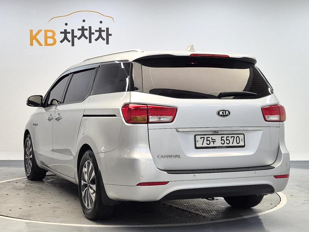 2015 KIA ALL NEW CARNIVAL 