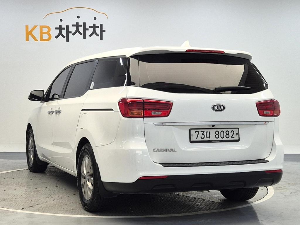 2019 KIA THE NEW CARNIVAL 