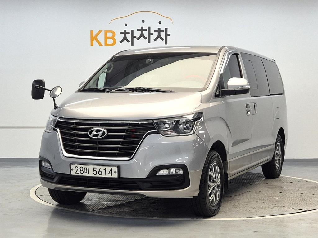 2019 HYUNDAI THE NEW GRAND STAREX 