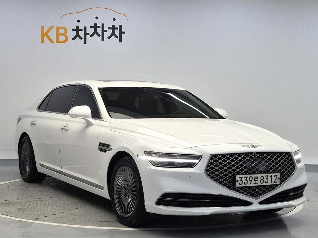 2020 GENESIS G90 