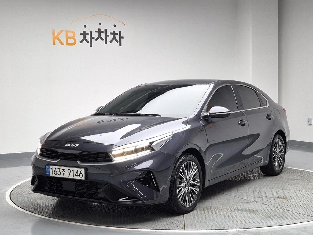 2022 KIA THE NEW K3 
