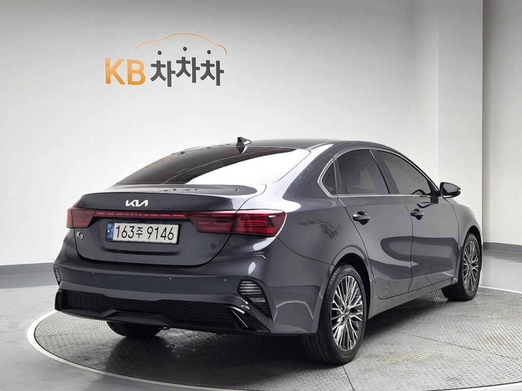 2022 KIA THE NEW K3 