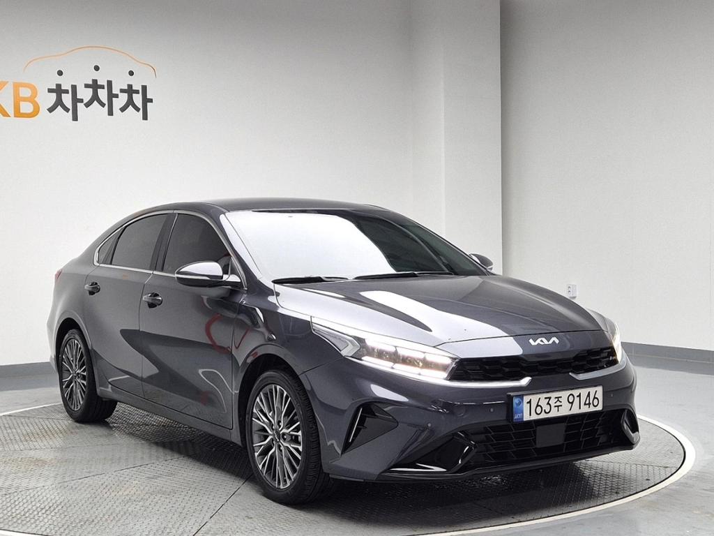 2022 KIA THE NEW K3 