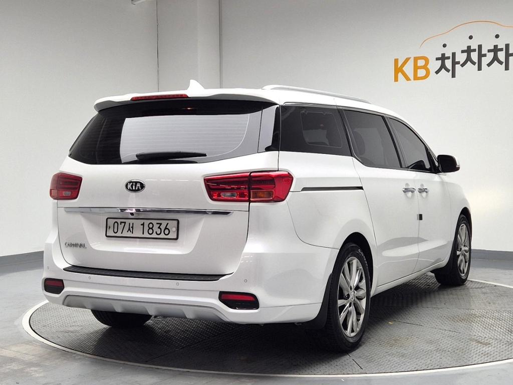 2019 KIA THE NEW CARNIVAL 