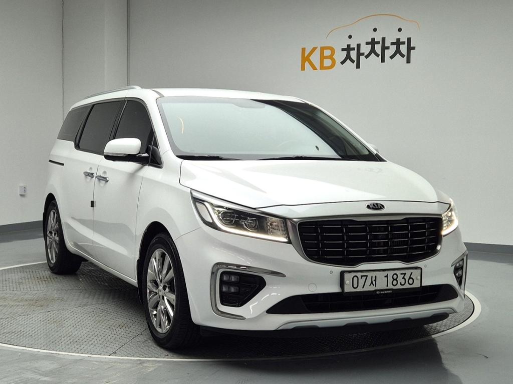 2019 KIA THE NEW CARNIVAL 