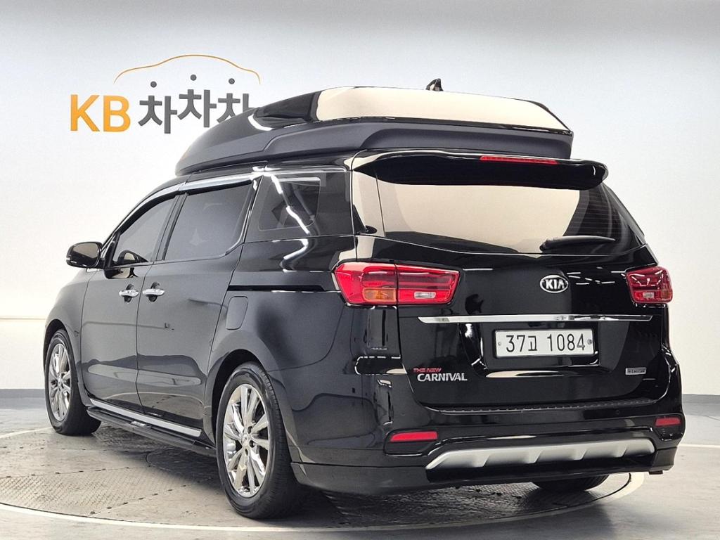 2019 KIA THE NEW CARNIVAL 