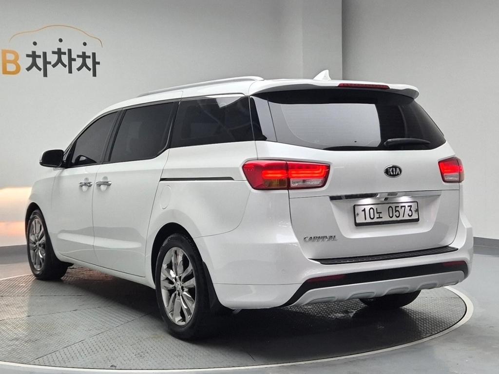 2017 KIA ALL NEW CARNIVAL 