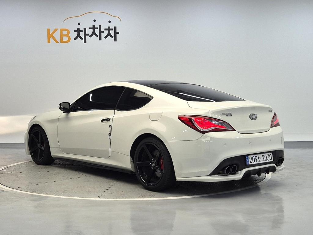 2010 HYUNDAI GENESIS COUPE 