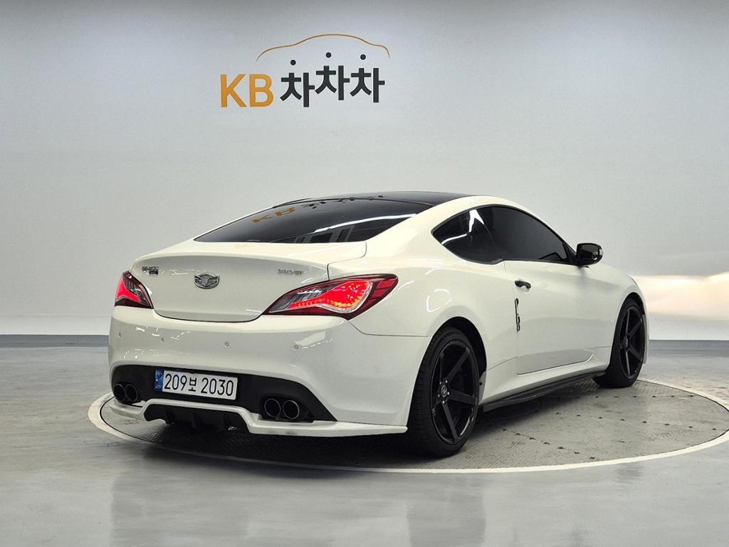 2010 HYUNDAI GENESIS COUPE 