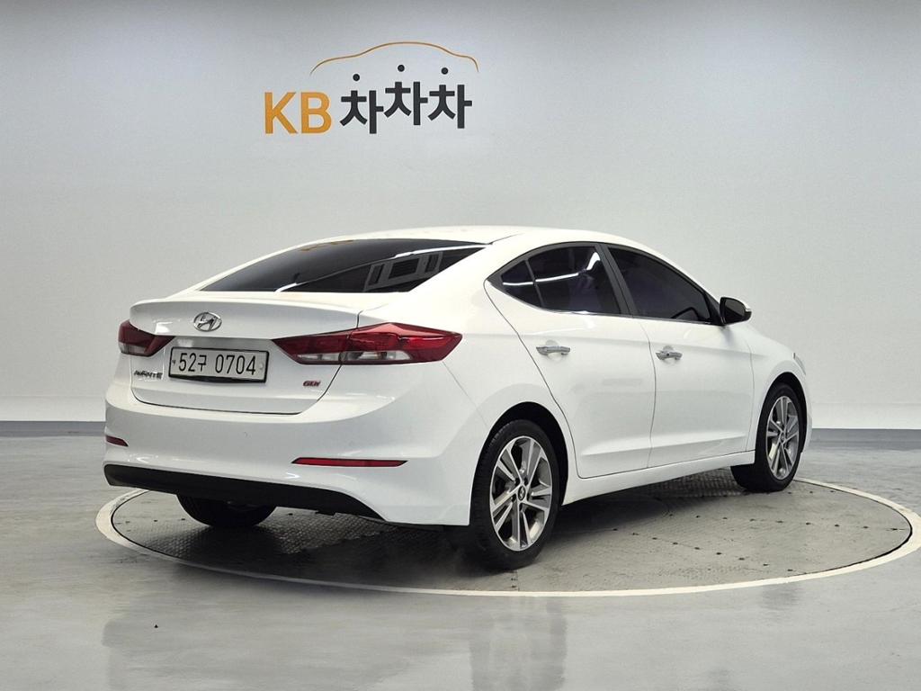 2016 HYUNDAI AVANTE AD 