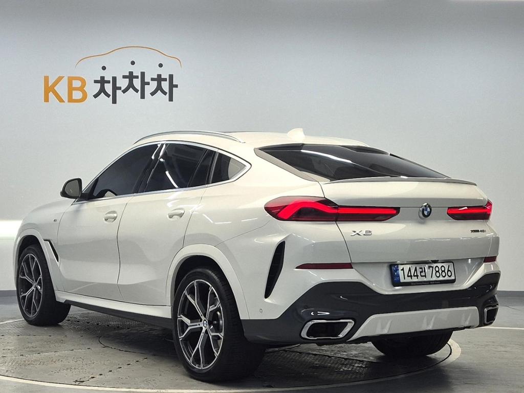 2022 BMW X6 (3Gen) 