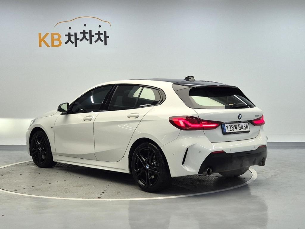 2022 BMW 1 Series (3Gen) 
