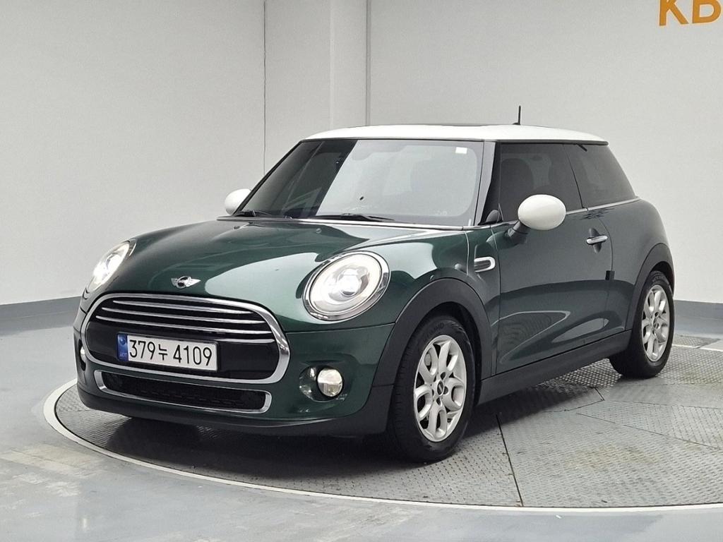 2015 MINI COOPER 