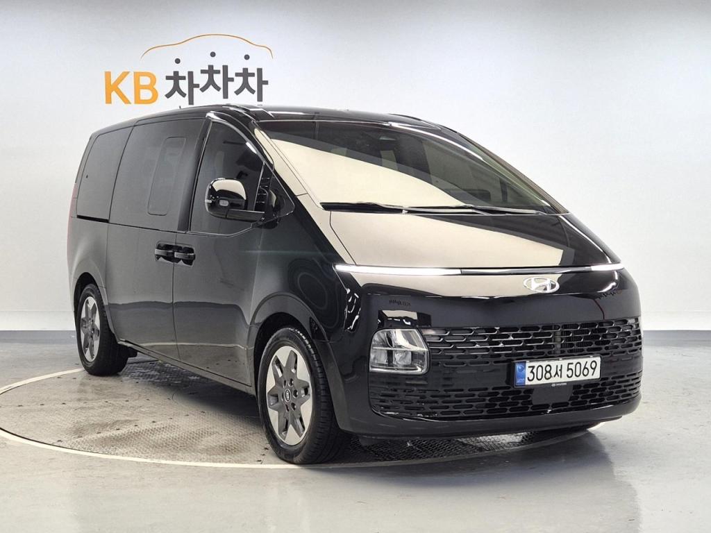 2022 HYUNDAI STARIA 