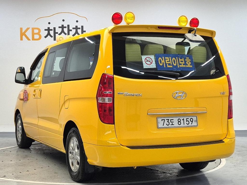 2015 HYUNDAI GRAND STAREX 