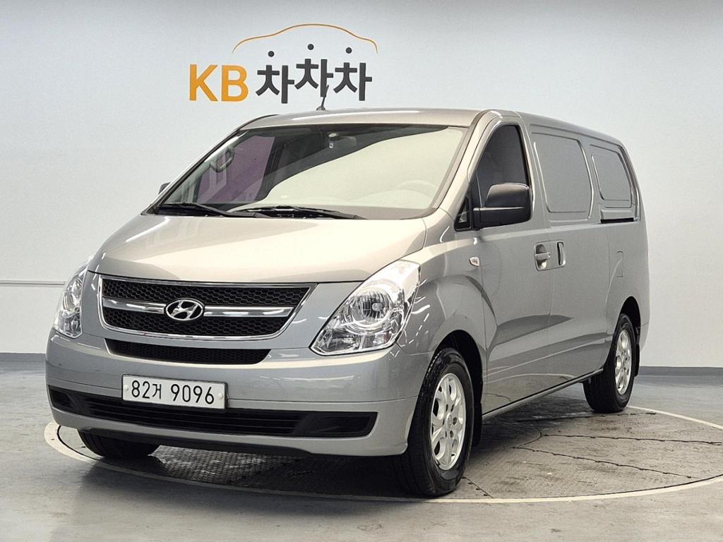 2012 HYUNDAI GRAND STAREX 