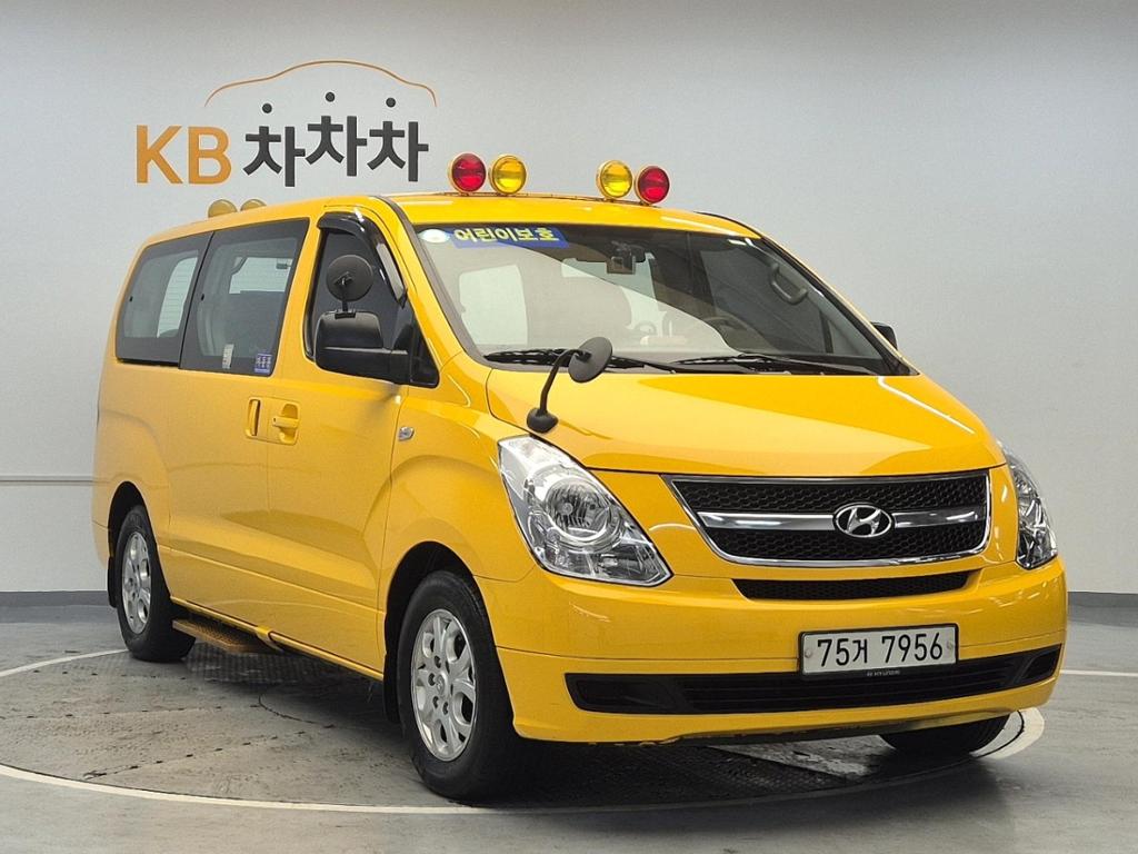 2012 HYUNDAI GRAND STAREX 