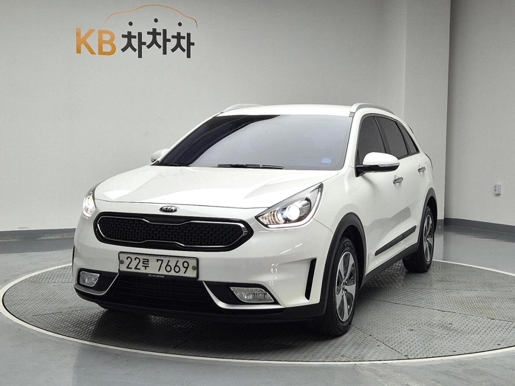 2018 KIA NIRO 