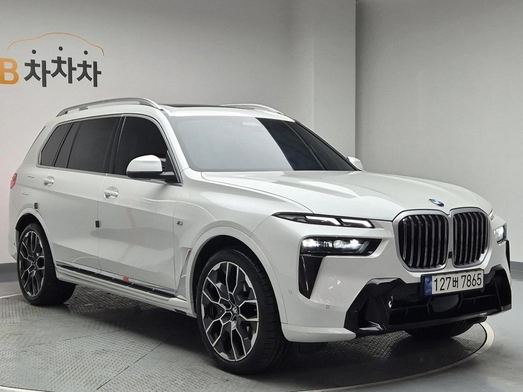 2024 BMW X7 
