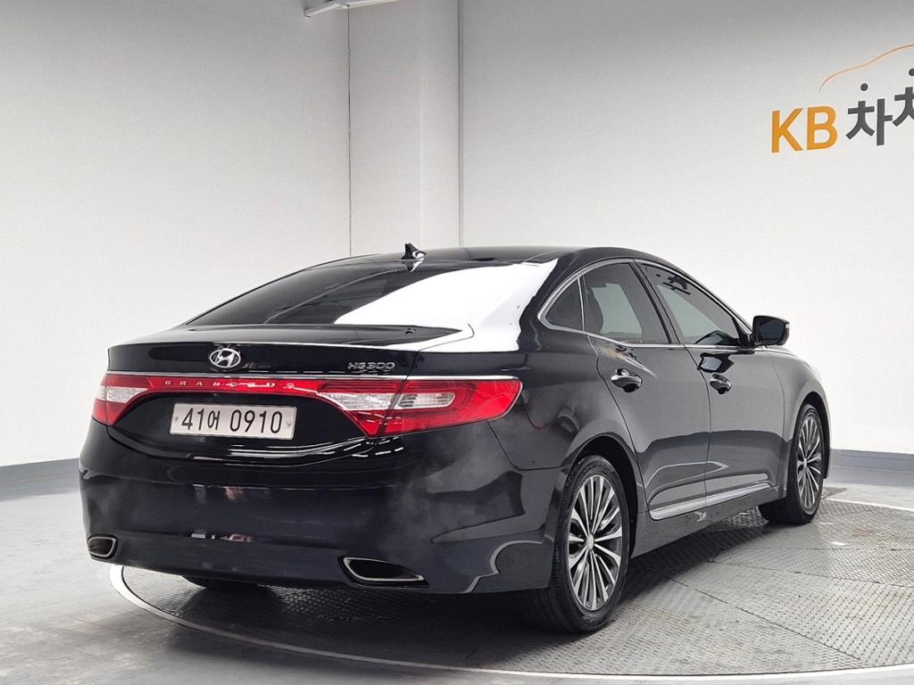 2013 HYUNDAI GRANDEUR HG 