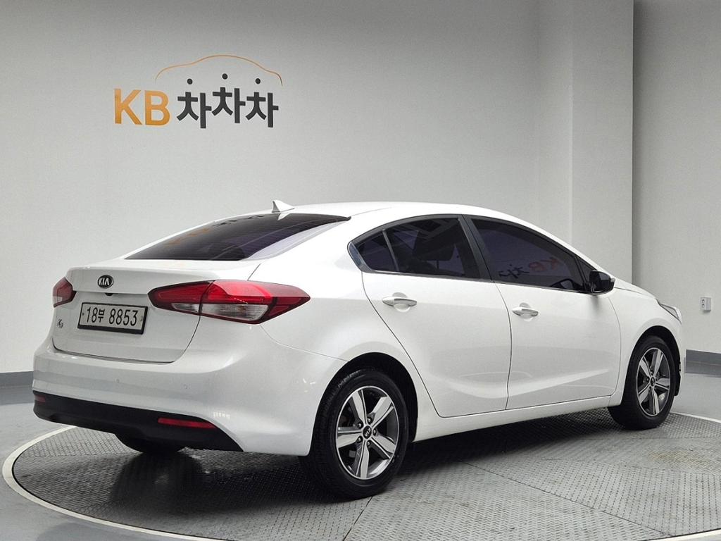 2016 KIA THE NEW K3 