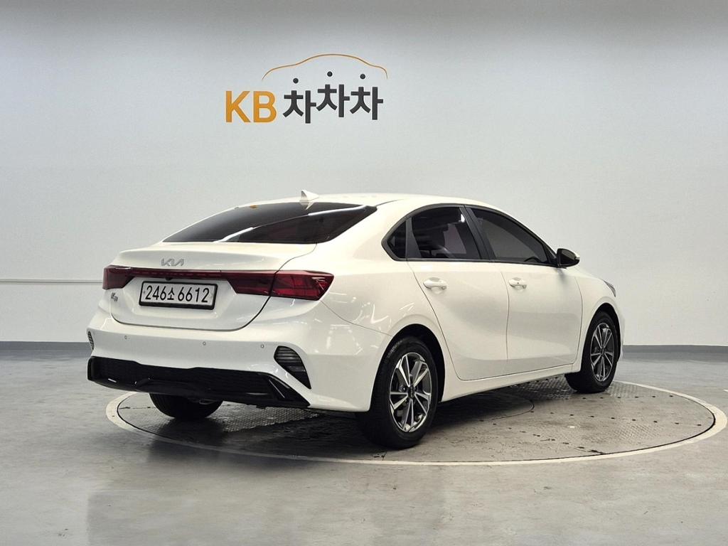 2022 KIA THE NEW K3 
