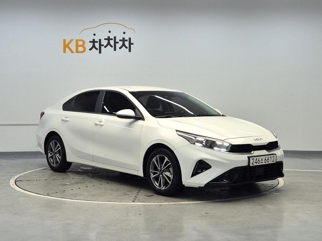 2022 KIA THE NEW K3 