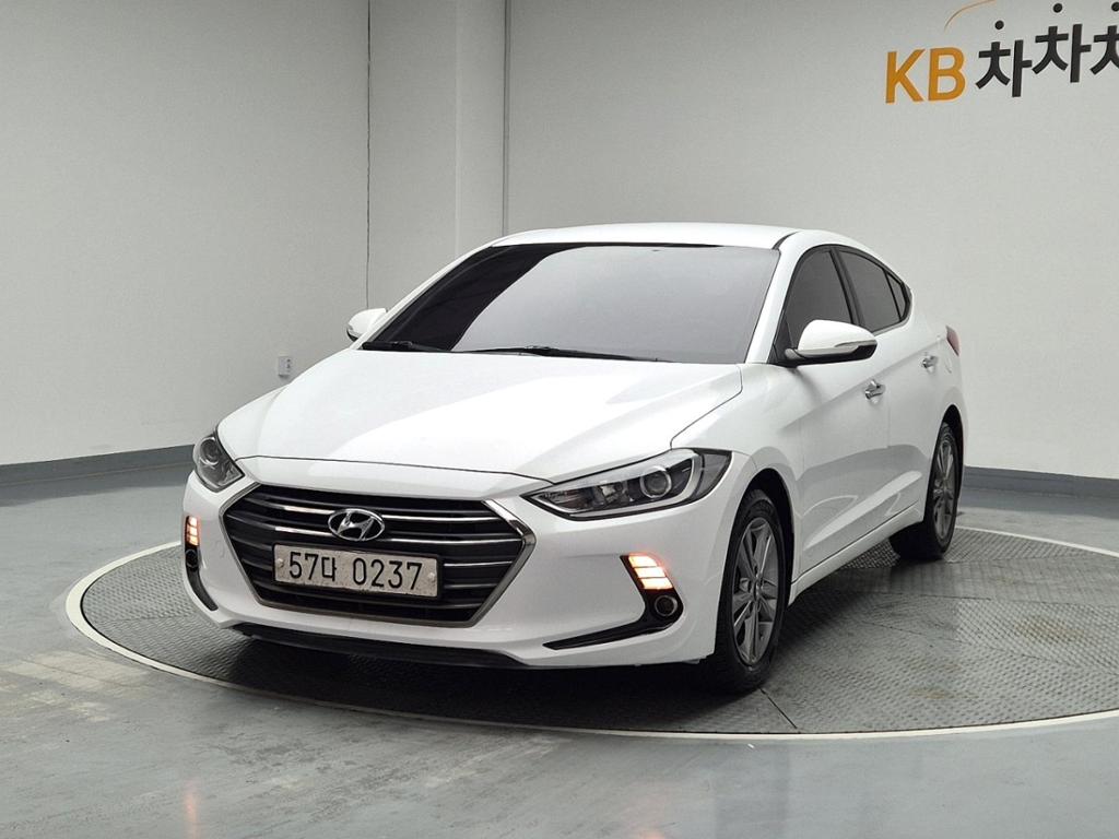 2017 HYUNDAI AVANTE AD 