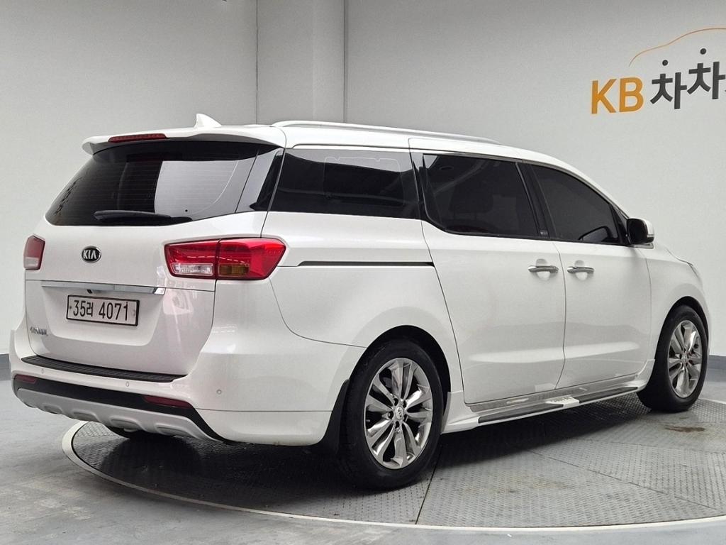 2016 KIA ALL NEW CARNIVAL 