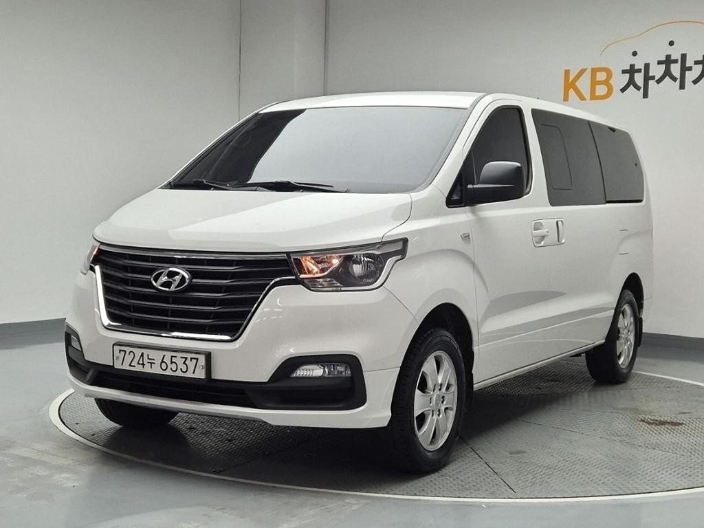 2021 HYUNDAI THE NEW GRAND STAREX 